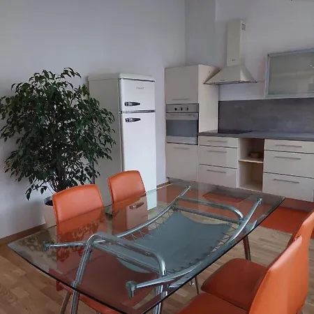 Maple Park Apartment
