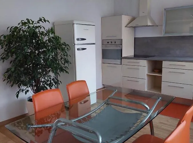 Maple Park アパート